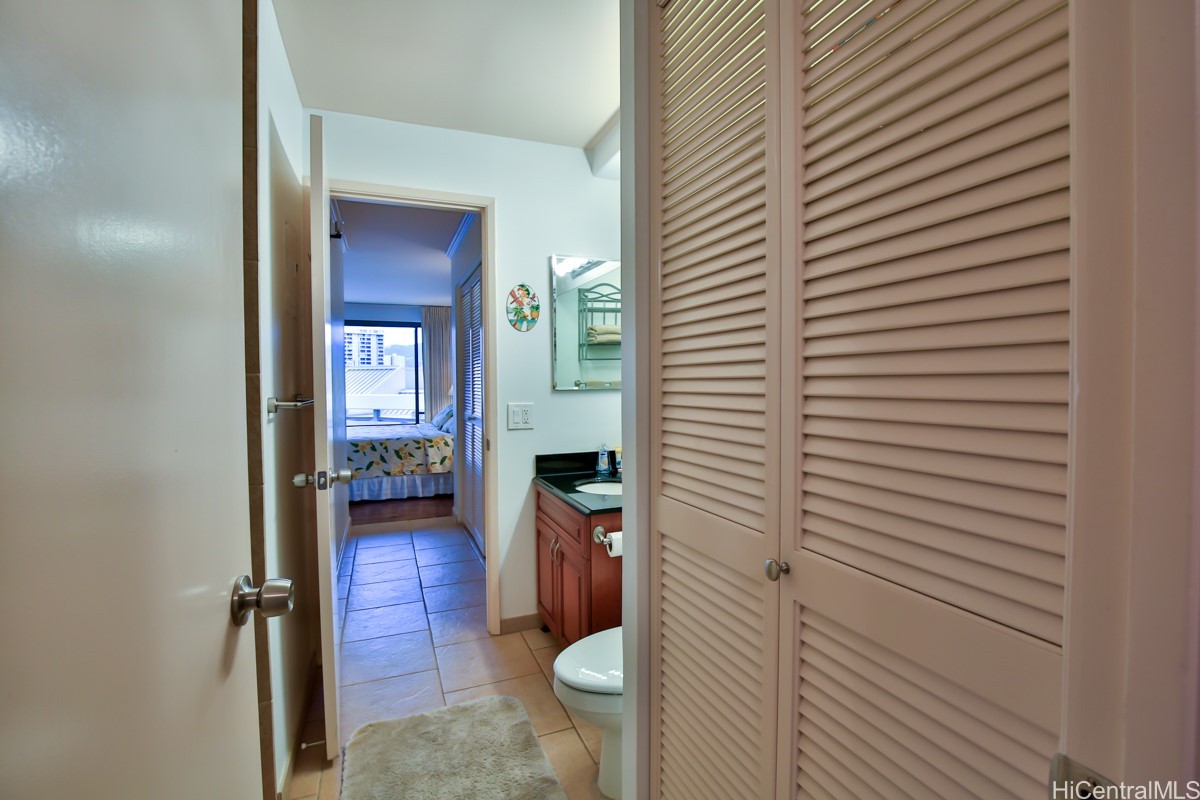 1778 Ala Moana Boulevard 1219 Property Photo 4