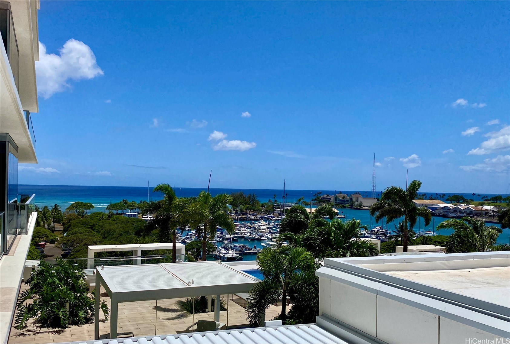 1118 Ala Moana Boulevard 805 Property Photo 1