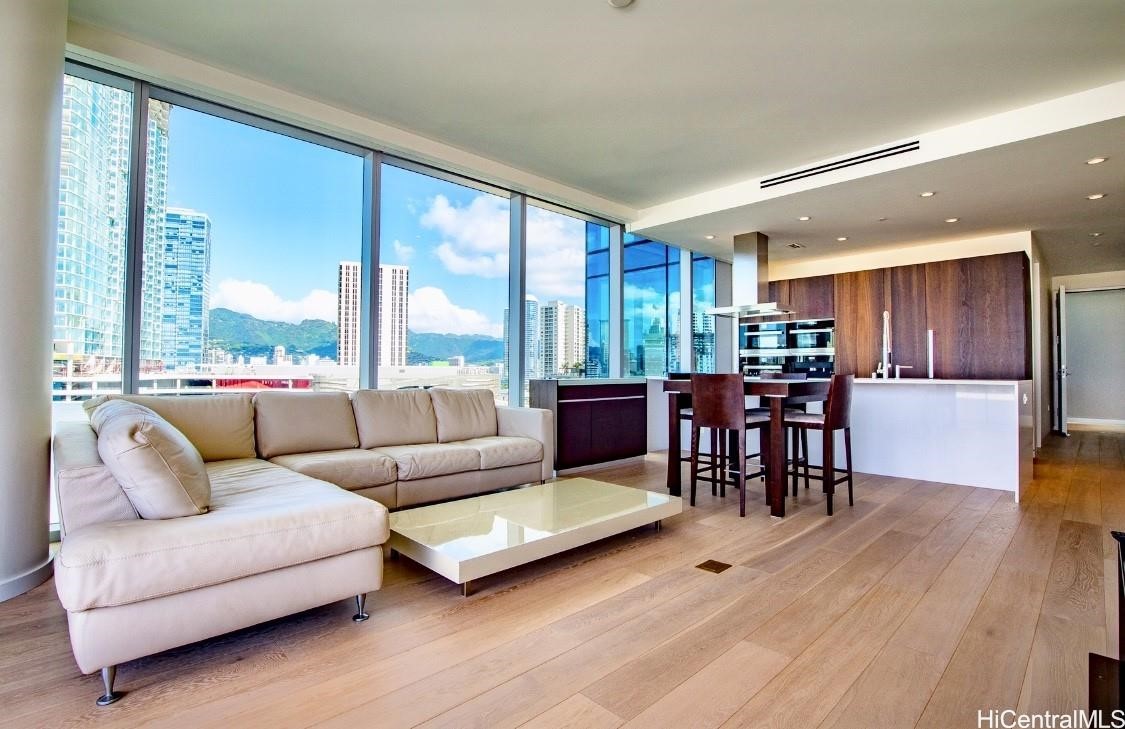 1118 Ala Moana Boulevard 805 Property Photo 5