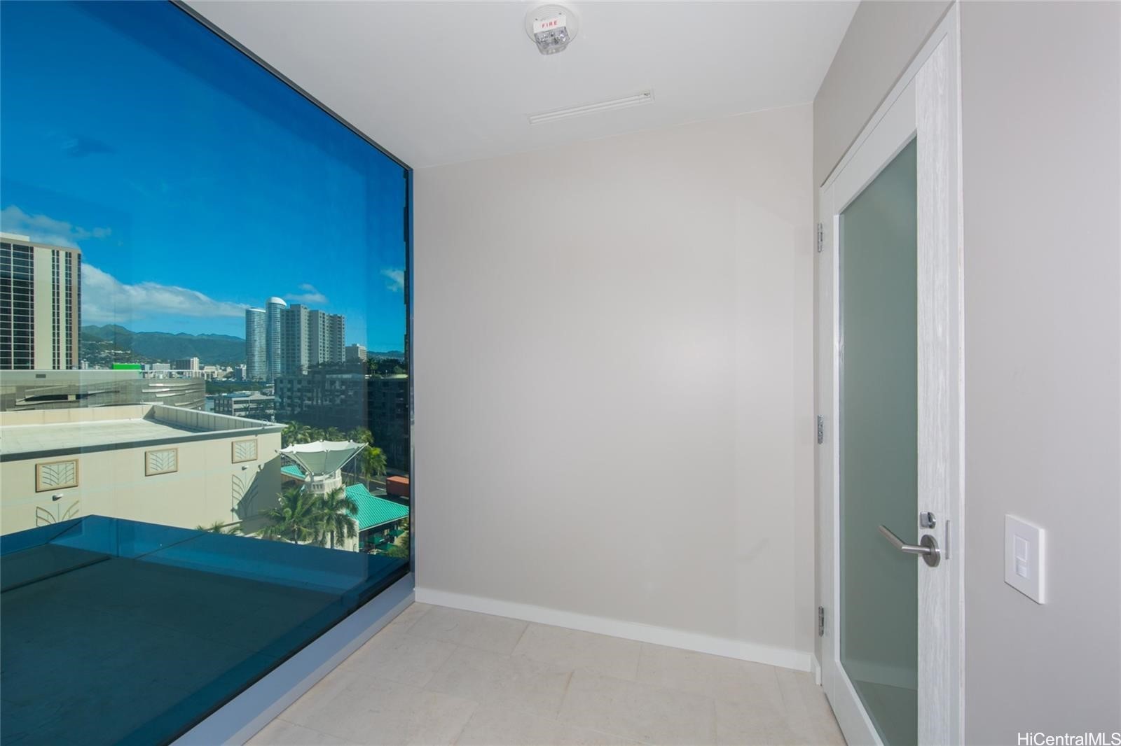 1118 Ala Moana Boulevard 805 Property Photo 15