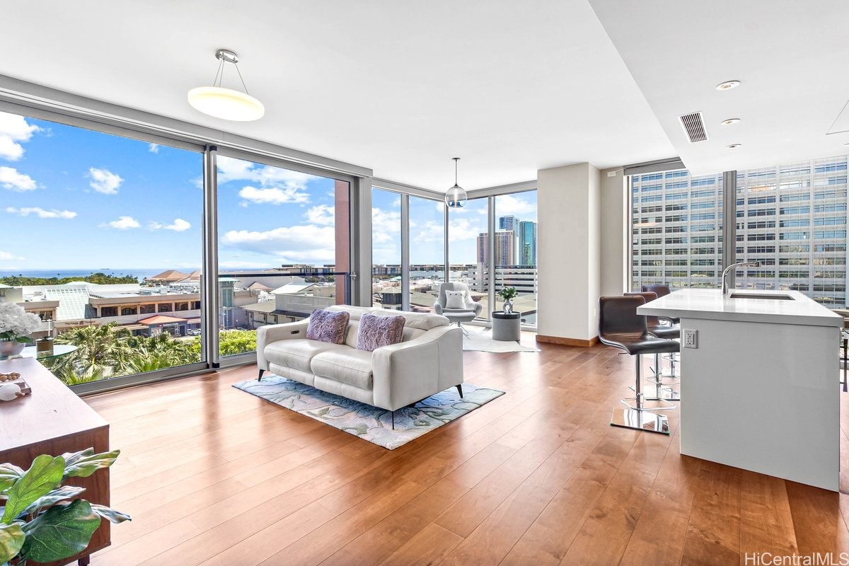 1555 Kapiolani Boulevard 907 Property Photo 1