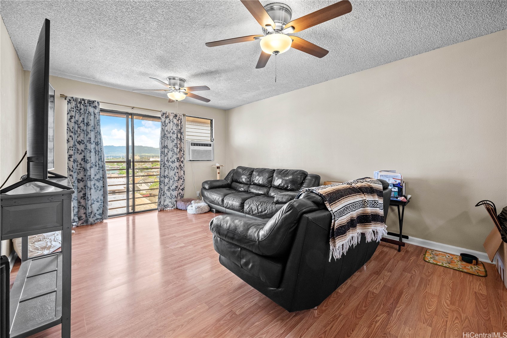 98-626 Moanalua Loop 304 Property Photo 1