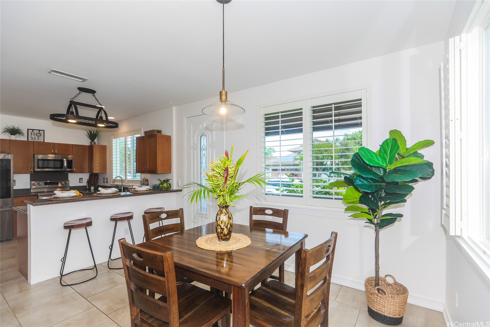 409 Koakoa Street Property Photo 6