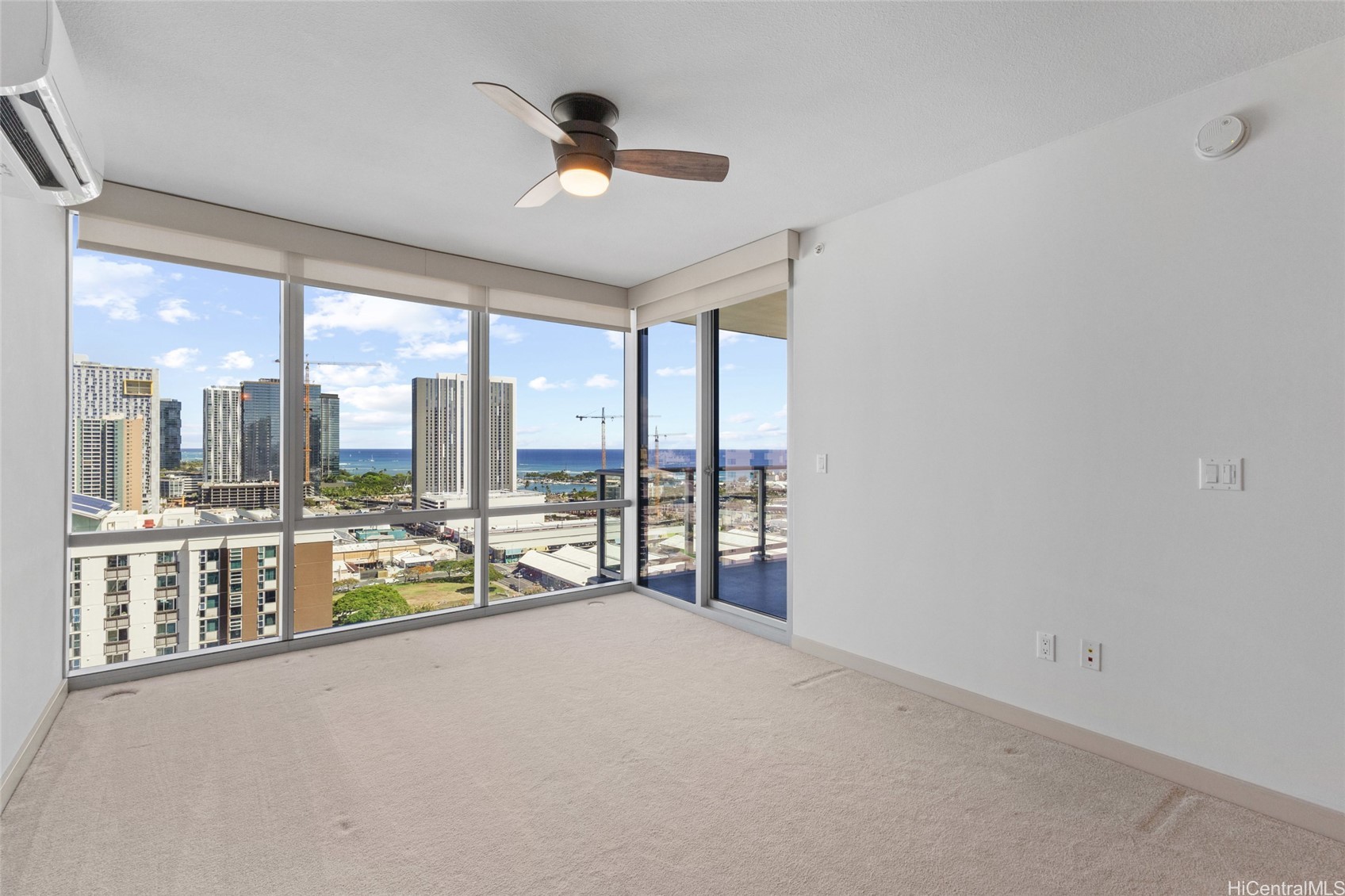 555 South Street 2201 Property Photo 4