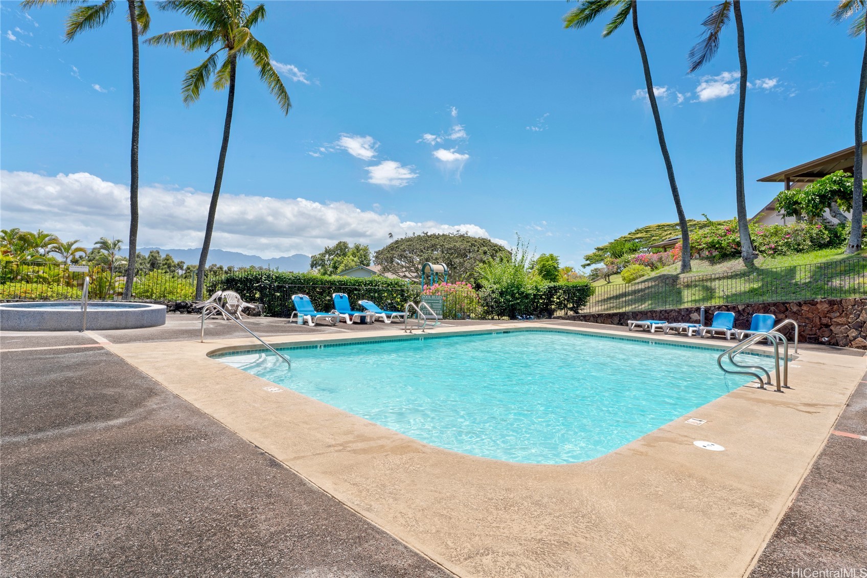 98-1941 Kaahumanu Street J Property Photo 24