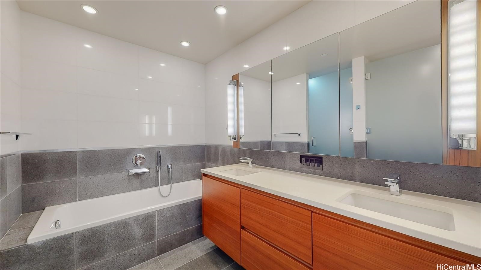 1108 Auahi Street 3201 Property Photo 11