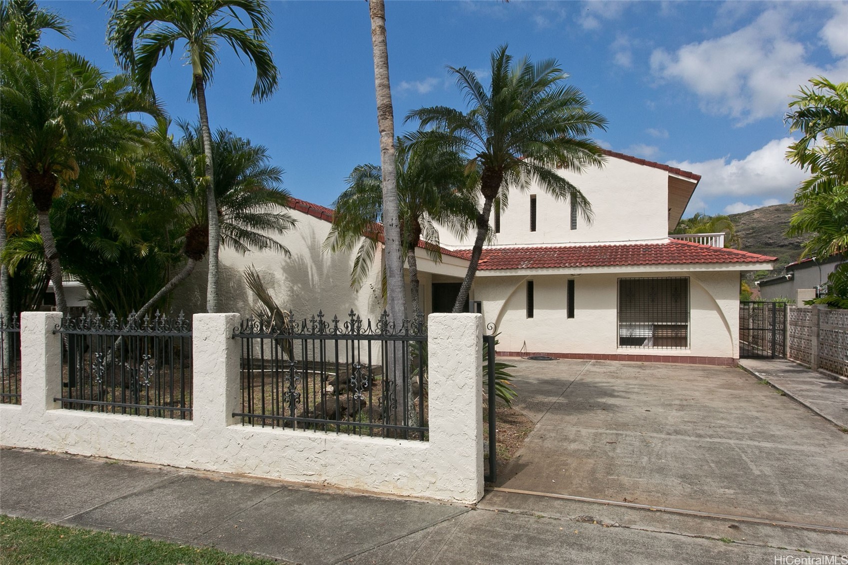 6777 Hawaii Kai Drive Property Photo 1