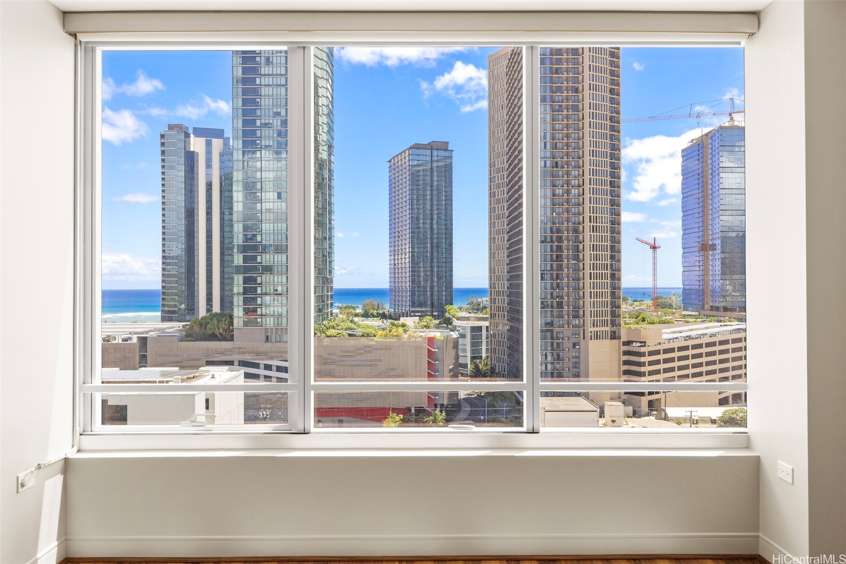 1009 Kapiolani Boulevard 1706 Property Photo 6