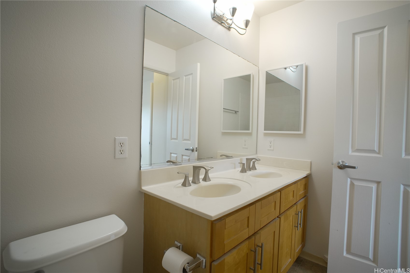 91-1271 Kamaaha Avenue 406 Property Photo 14