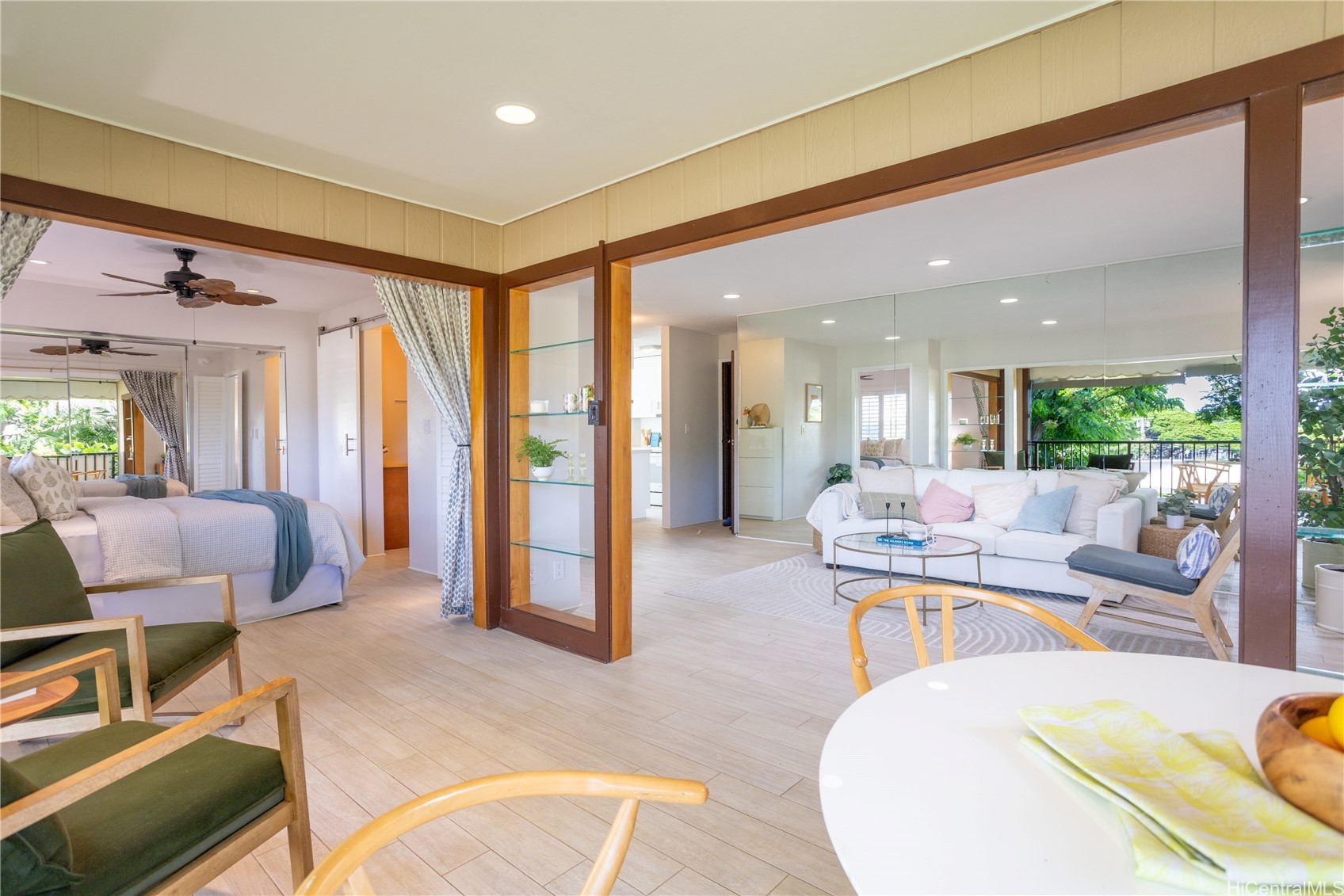 3721 Kanaina Avenue 201 Property Photo 1