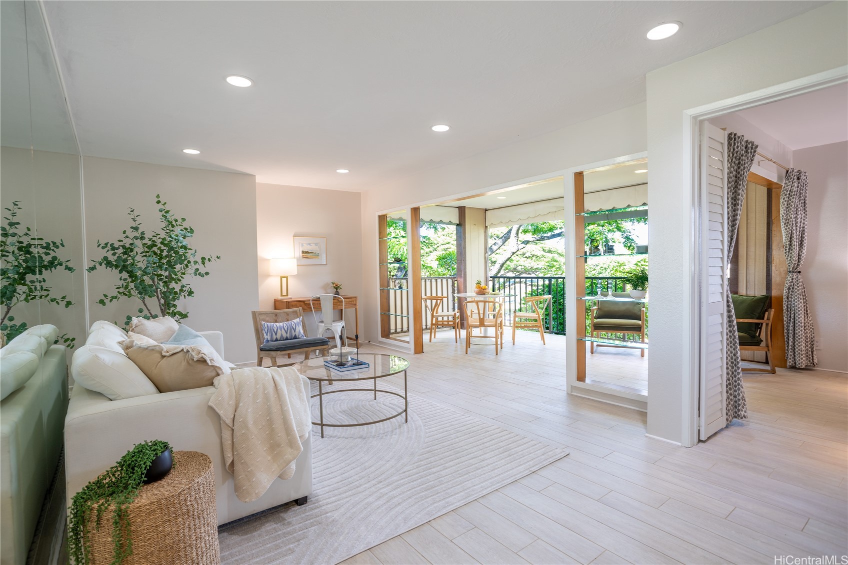 3721 Kanaina Avenue 201 Property Photo 4