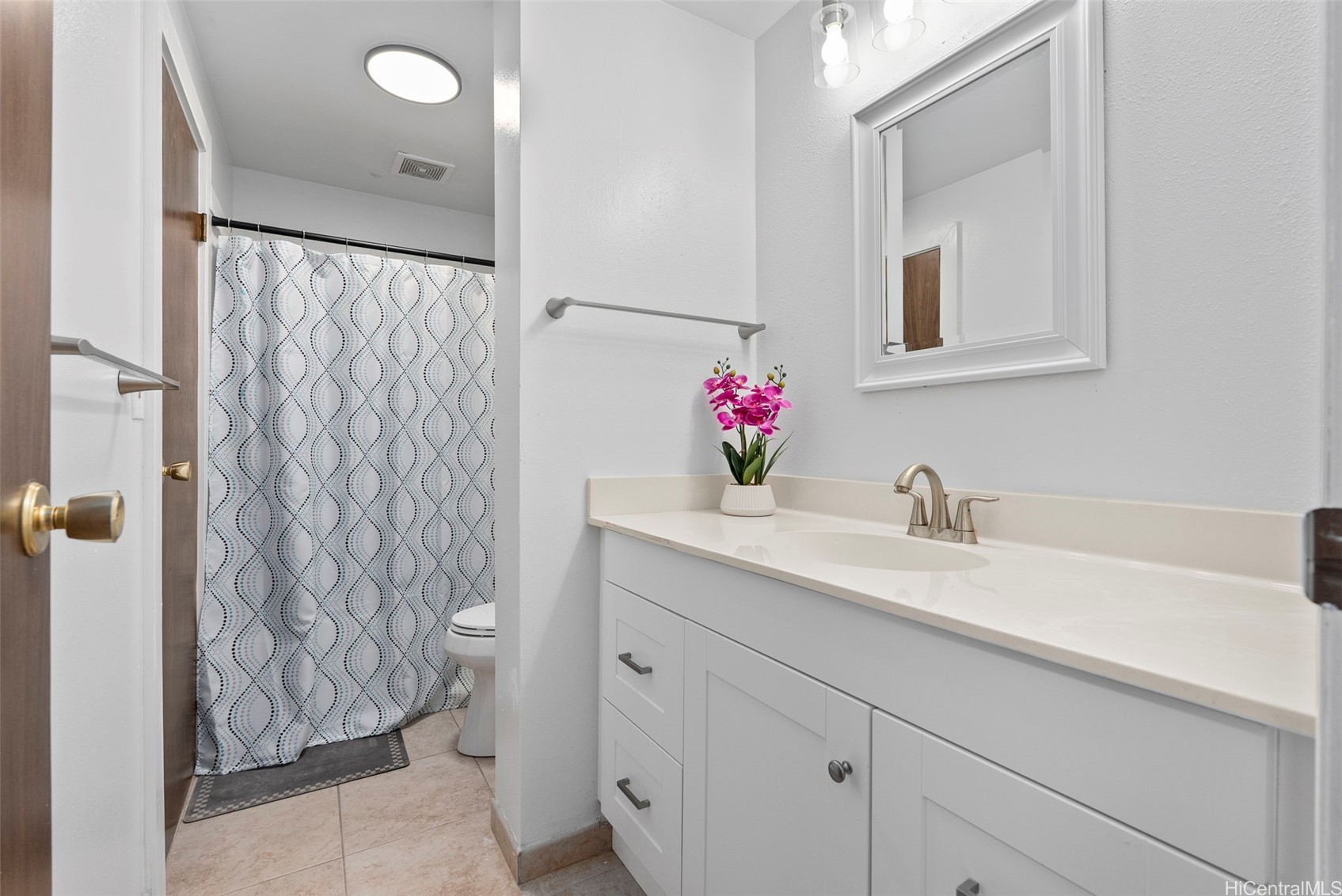 94-1069 Anania Circle 16 Property Photo 6