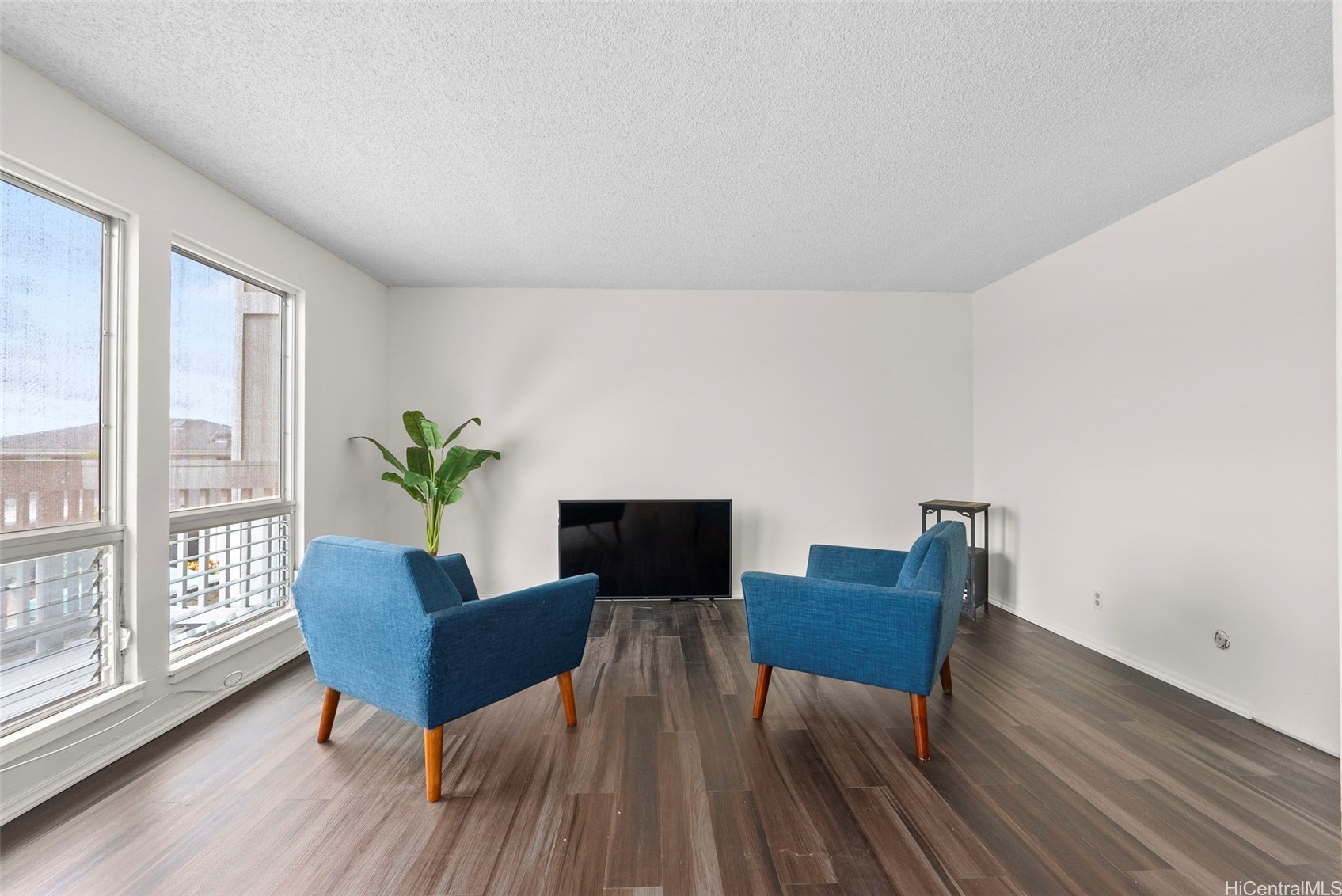 94-1069 Anania Circle 16 Property Photo 8
