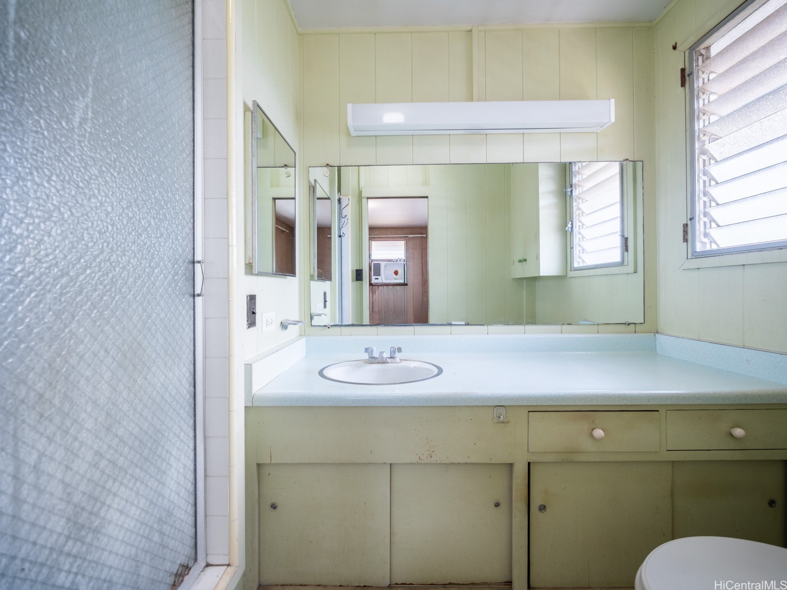 1114 8th Avenue Property Photo 15