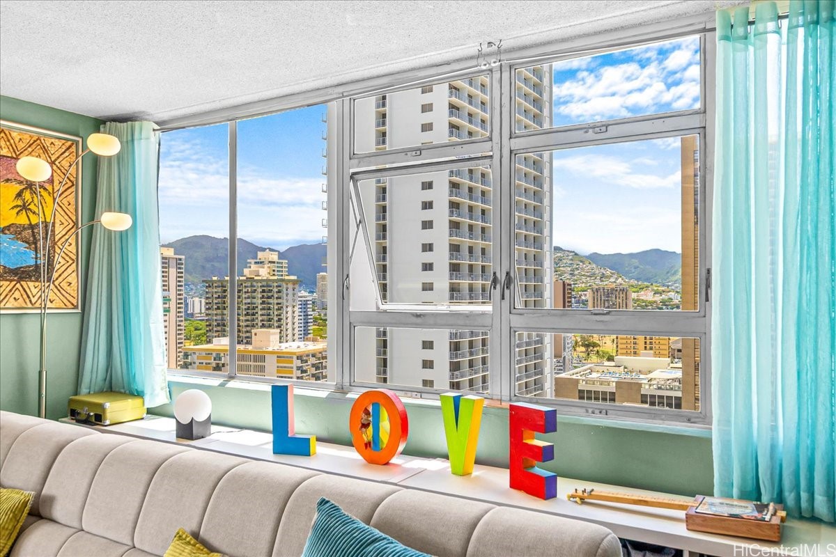 2500 Kalakaua Avenue 2103 Property Photo 10