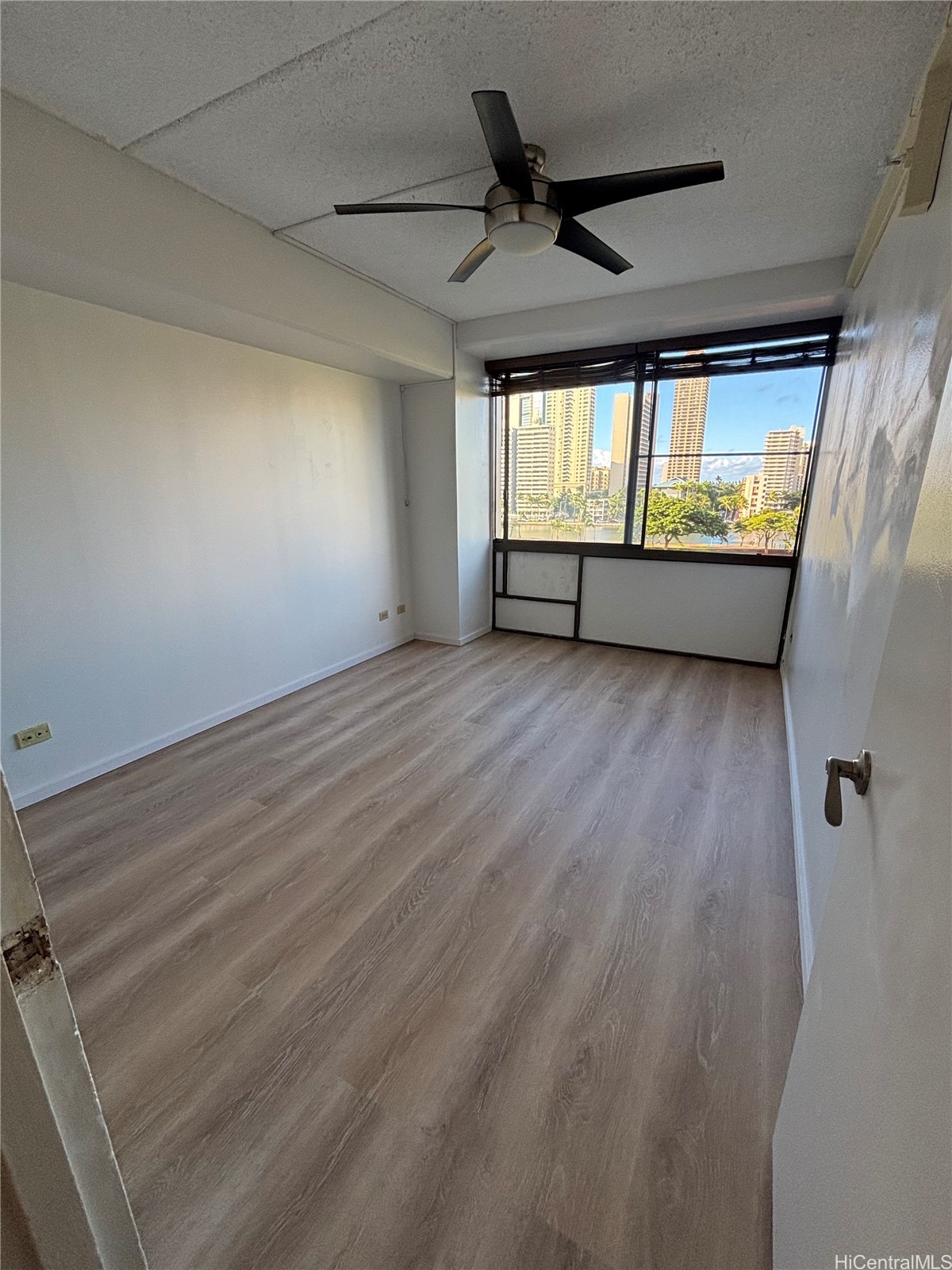 2333 Kapiolani Boulevard 608 Property Photo 13
