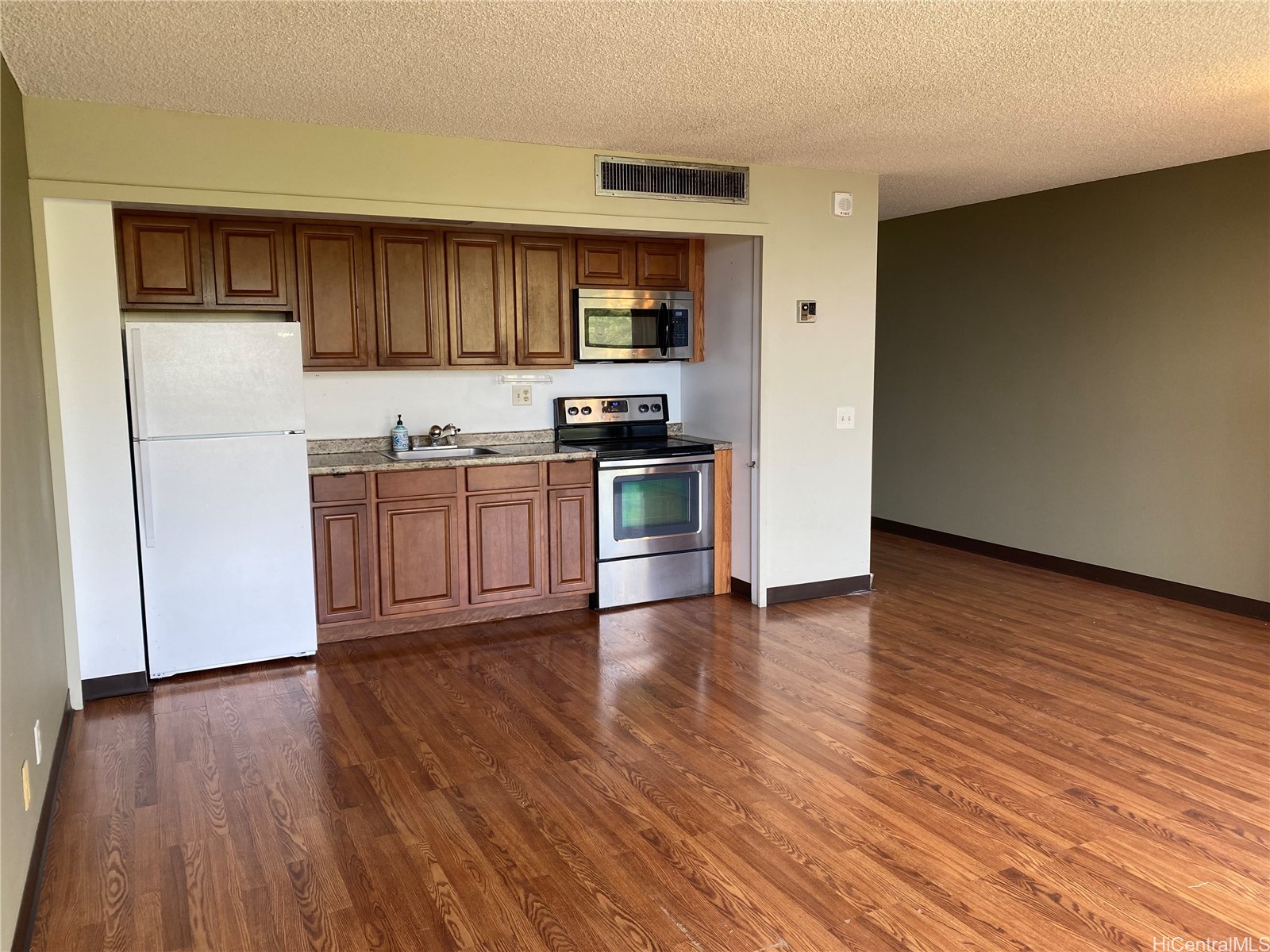 84-710 Kili Drive 1720 Property Photo 1