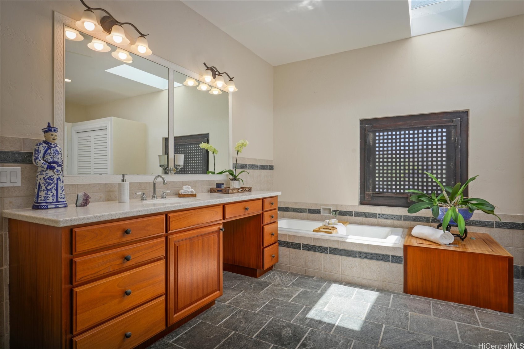 95-4667 Hawaii Belt Road Property Photo 14