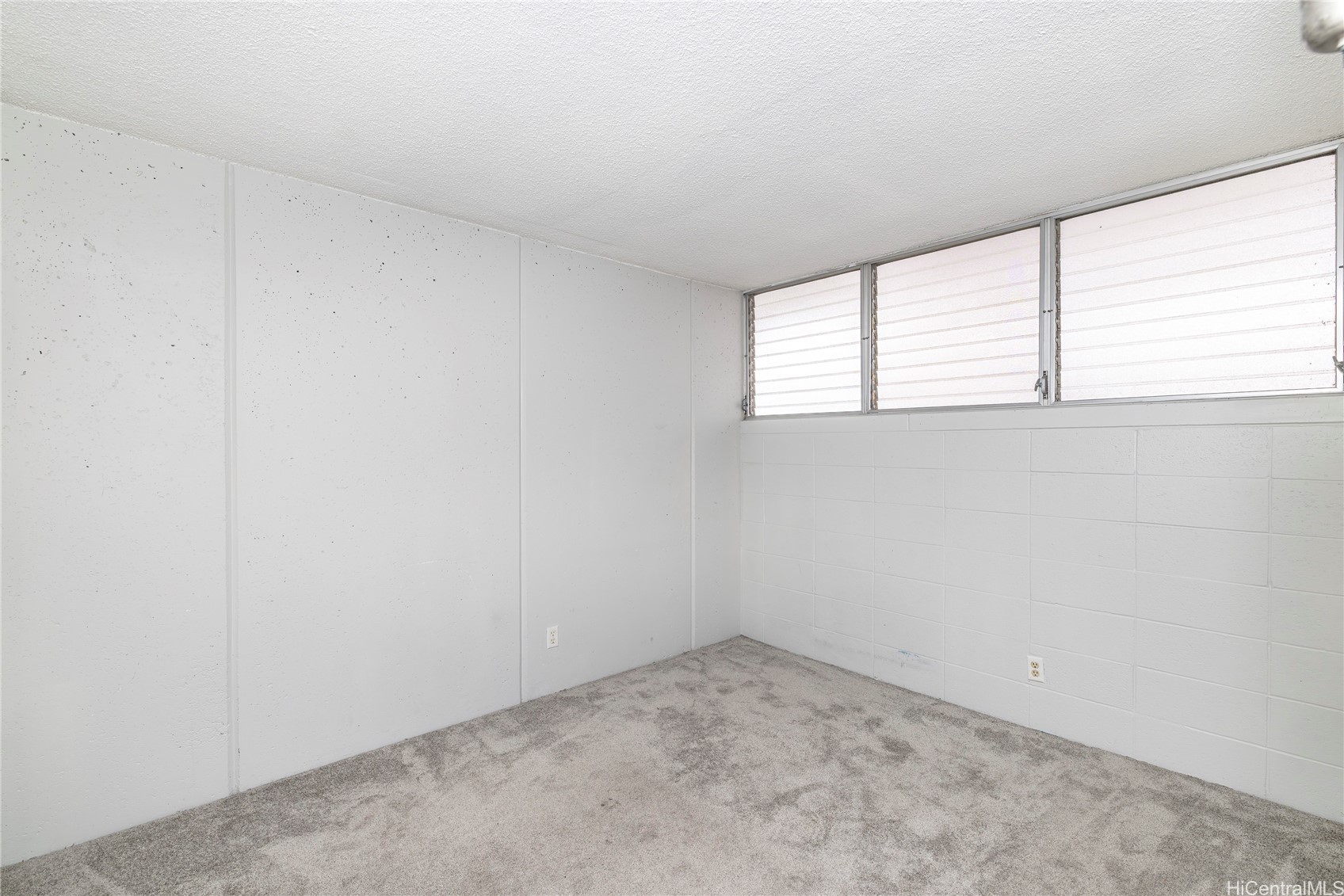 95-20 Waihonu Street C805 Property Photo 6