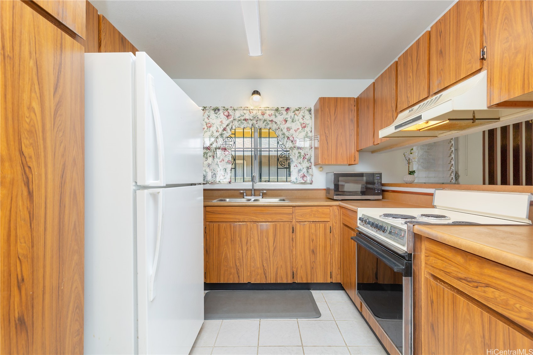 94-444 Alapine Street Property Photo 6