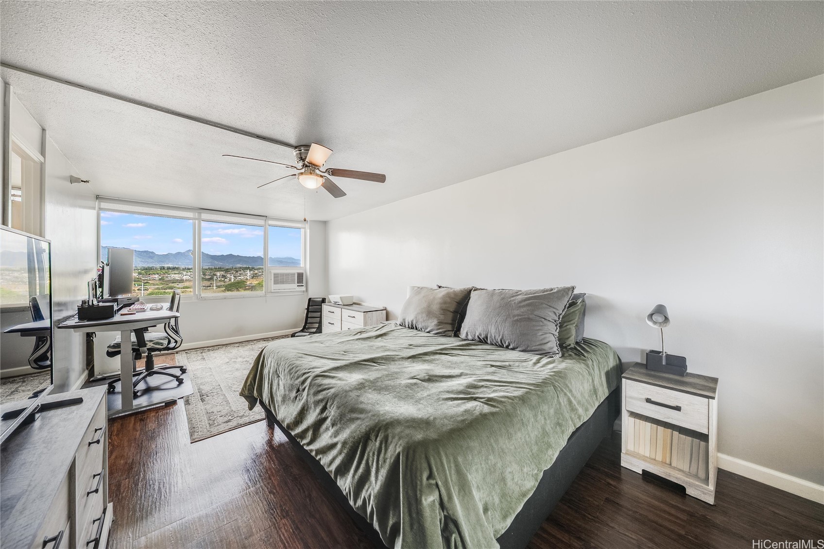1060 Kamehameha Highway 1601a Property Photo 13