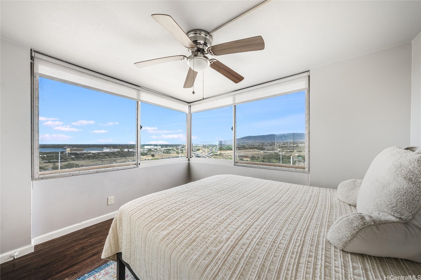 1060 Kamehameha Highway 1601a Property Photo 17