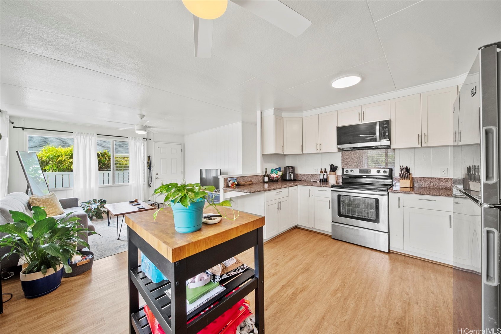 453 Ulupaina Street A Property Photo 7