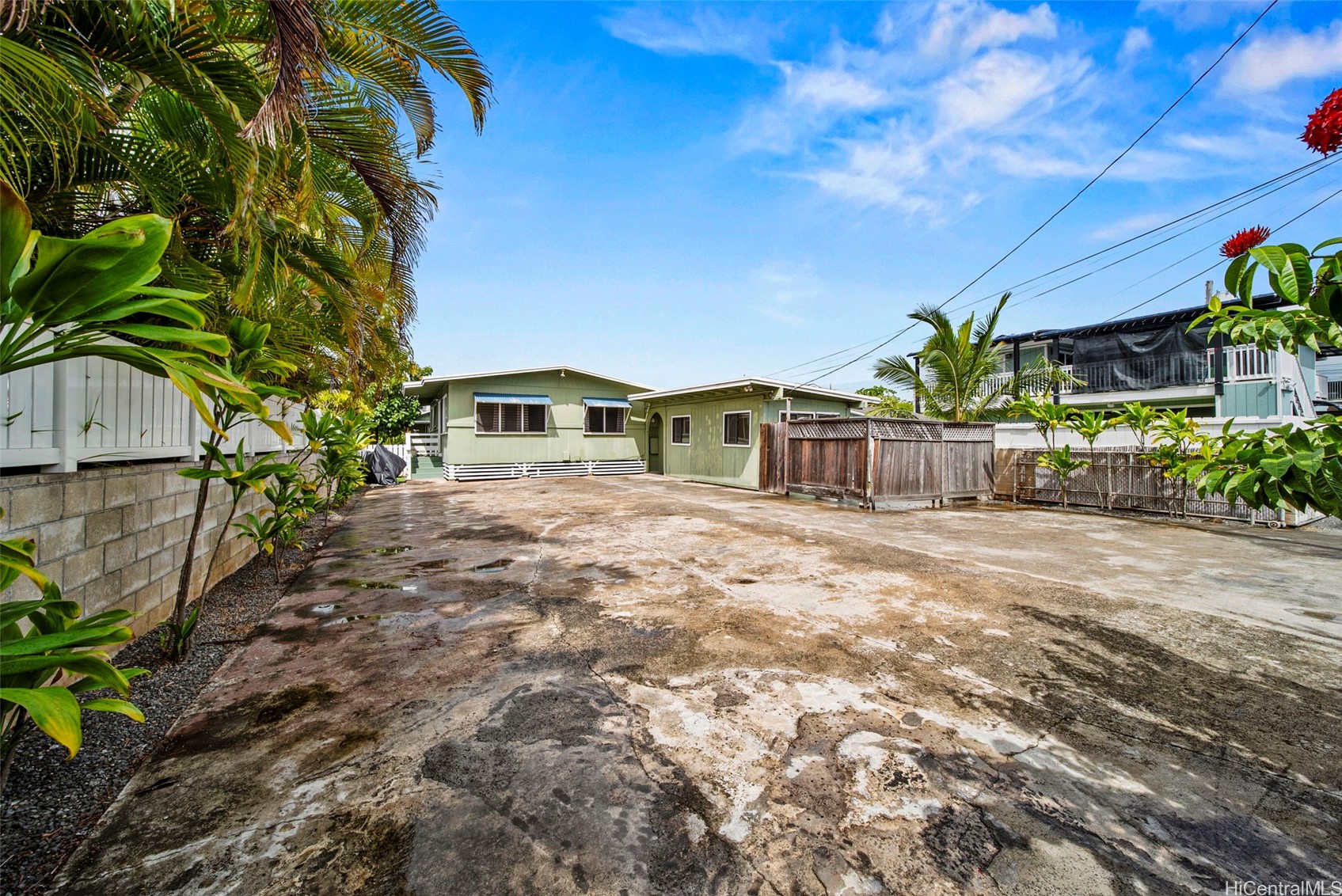453 Ulupaina Street A Property Photo 18