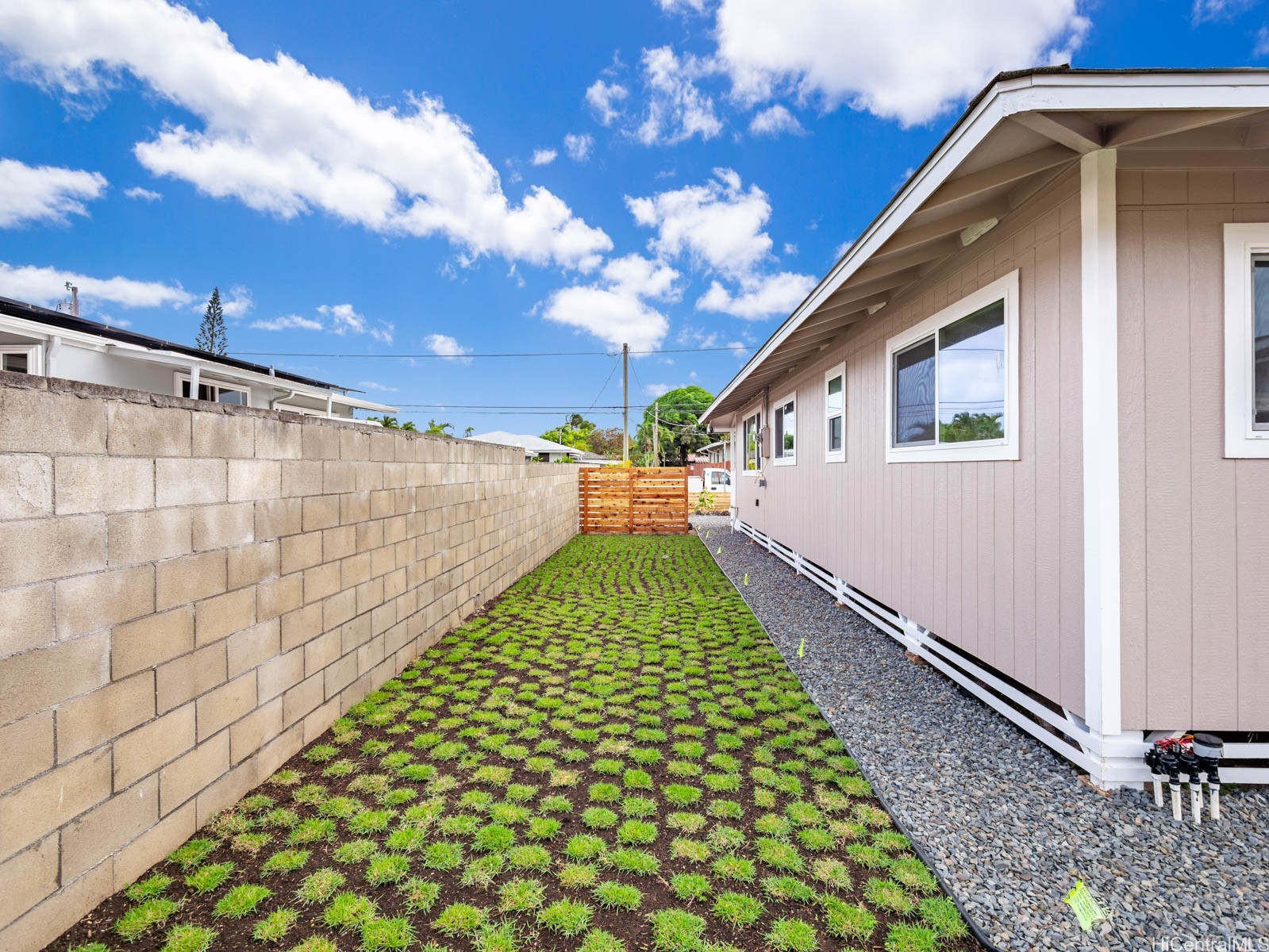 624 Olomana Street Property Photo 13
