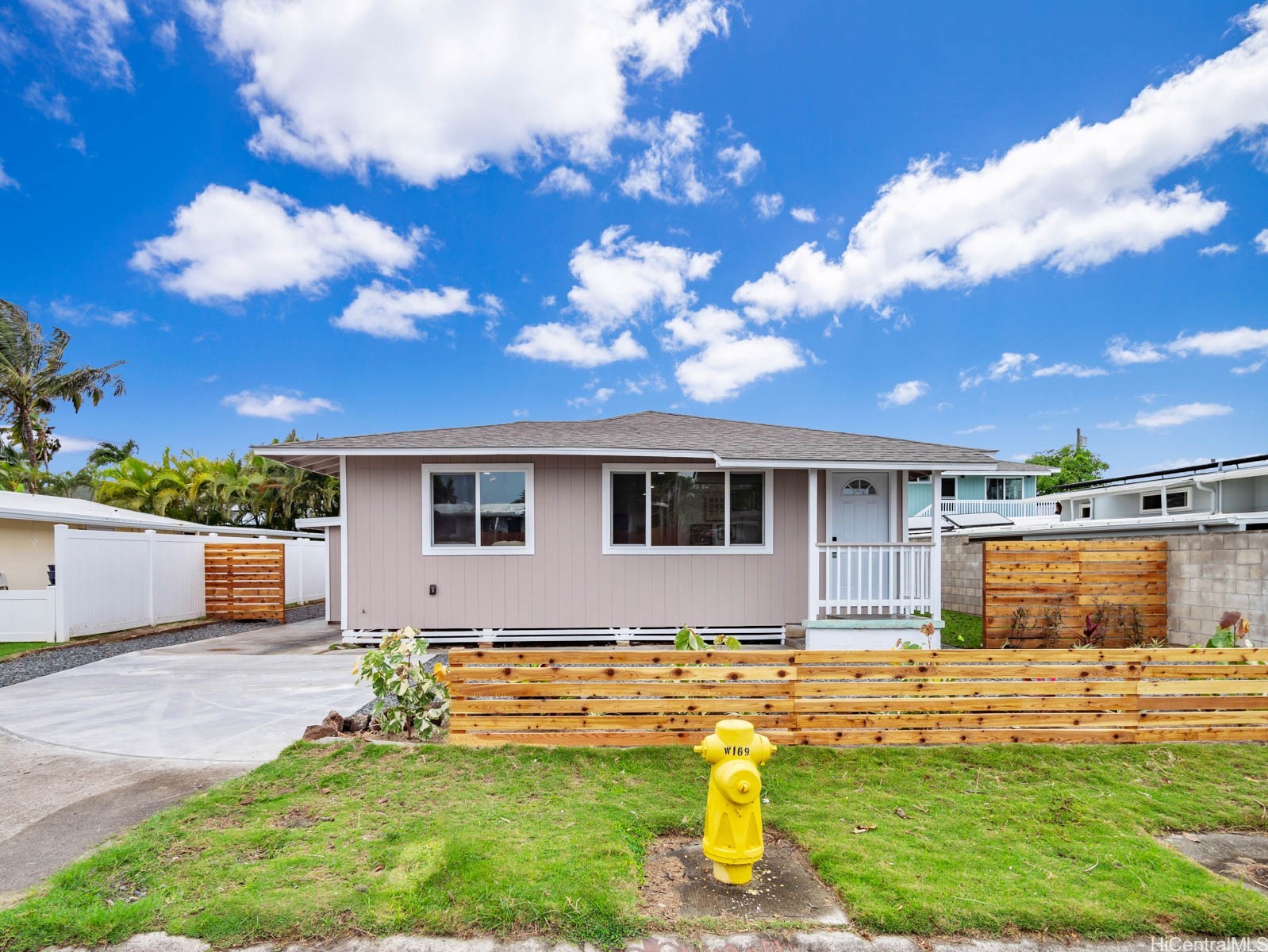624 Olomana Street Property Photo 15