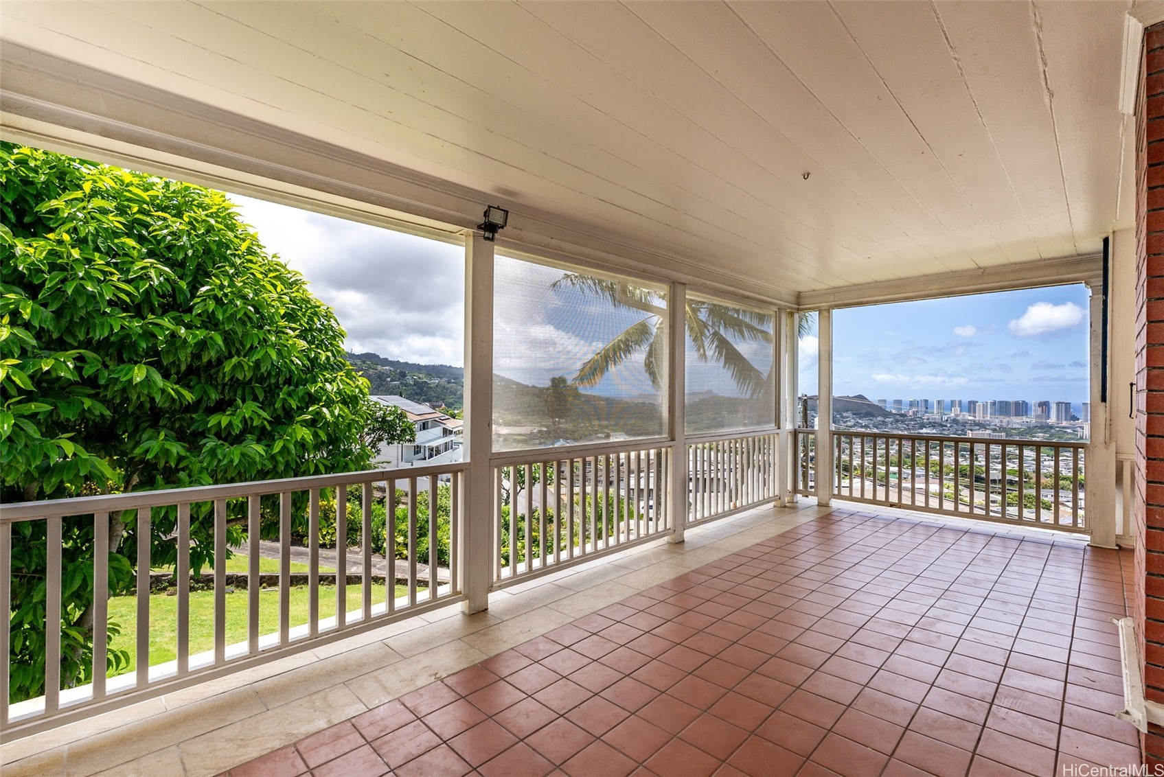 1186 Alewa Drive Property Photo 16