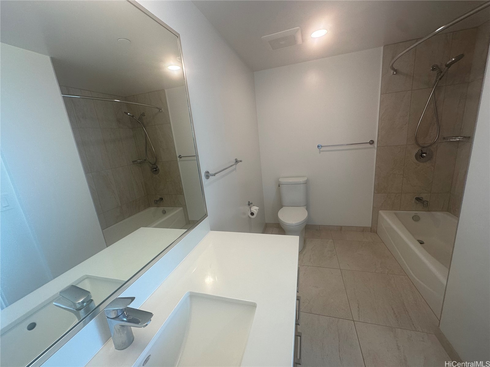 629 Keeaumoku Street 1401 Property Photo 5