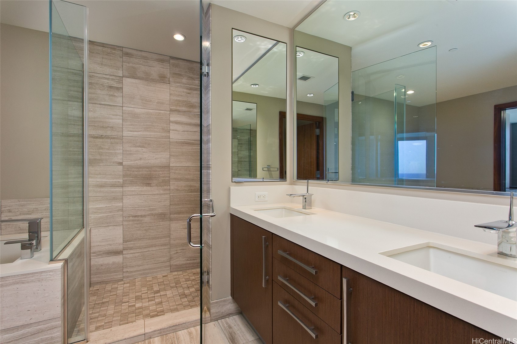 1555 Kapiolani Boulevard 1205 Property Photo 9