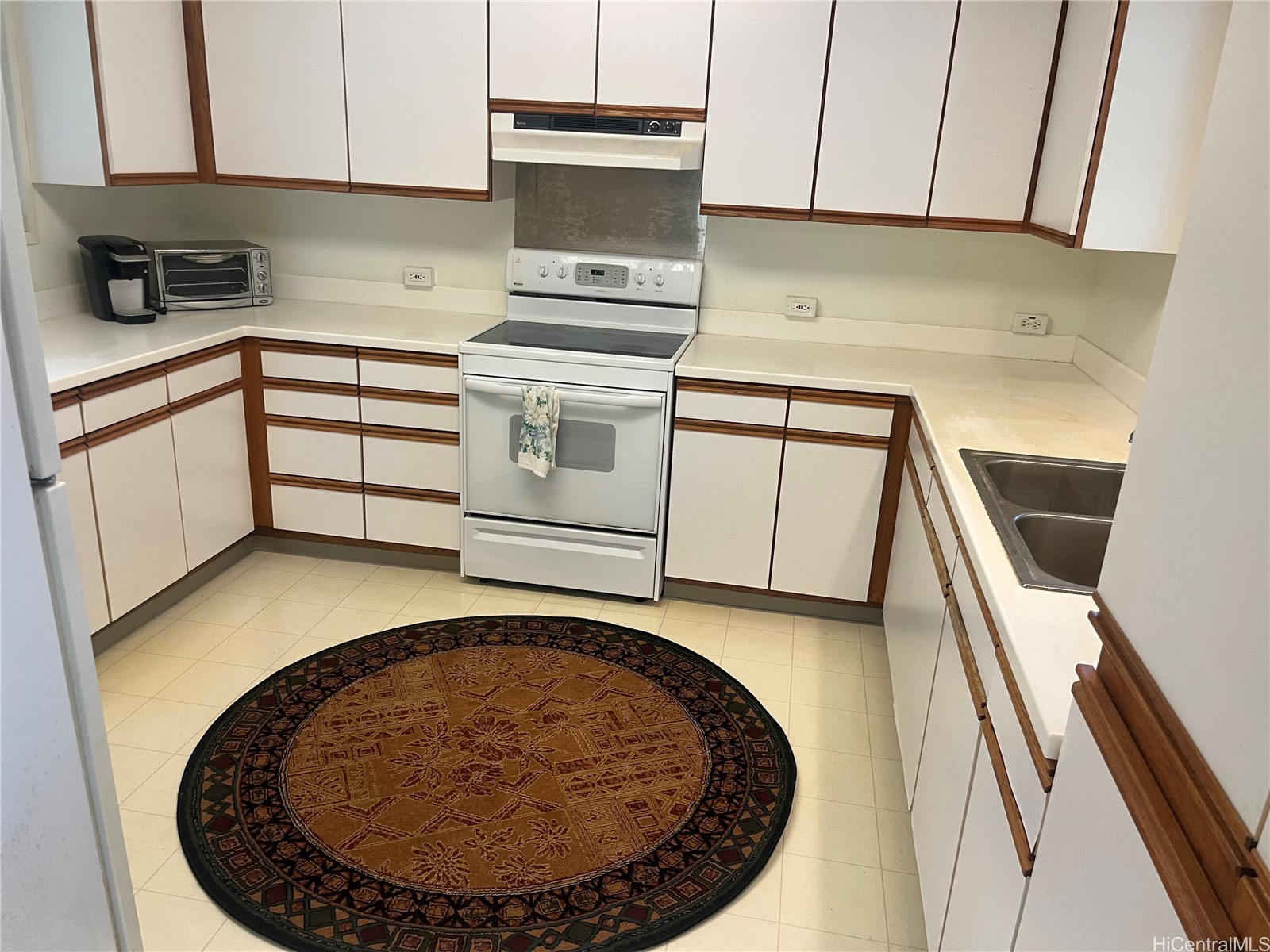 117 Kaliko Drive Property Photo 3