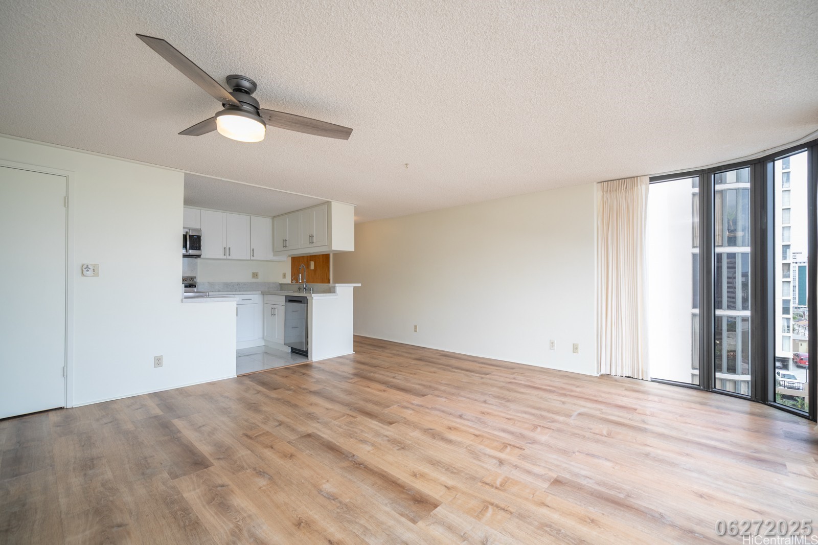2724 Kahoaloha Lane 801 Property Photo 6