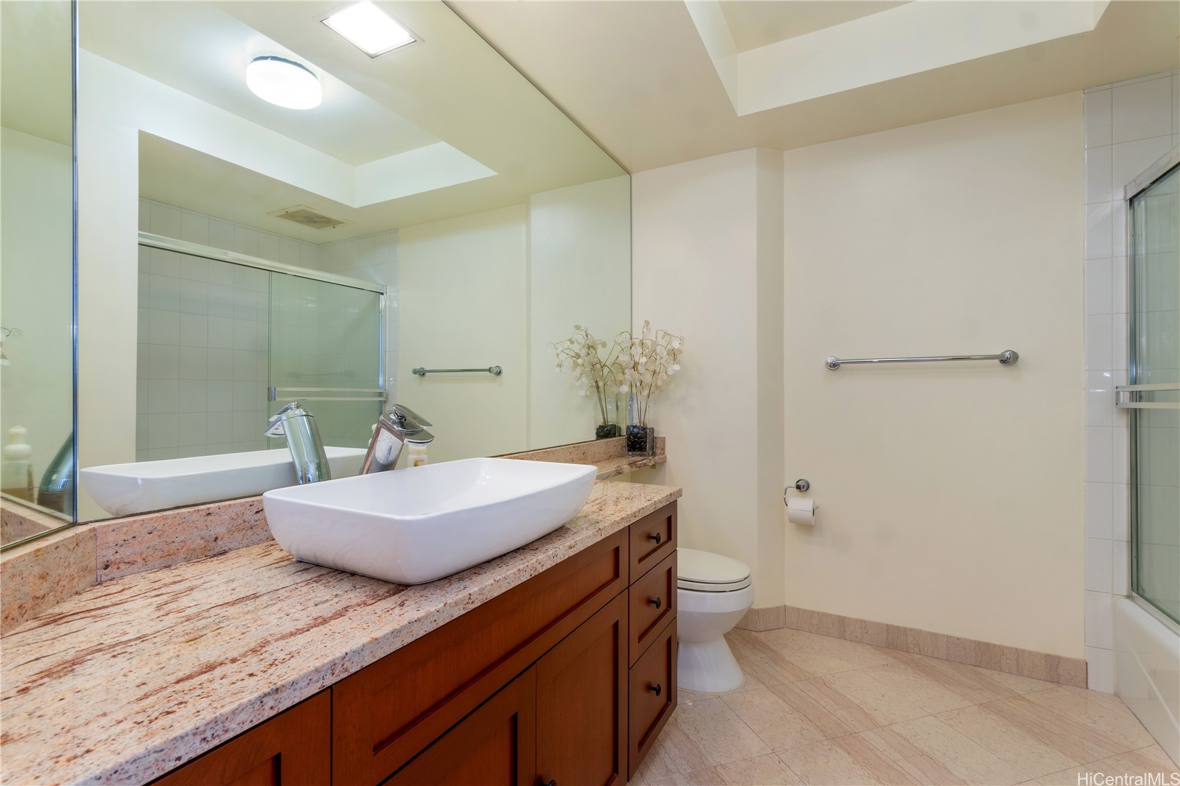 425 South Street 3601 Property Photo 13