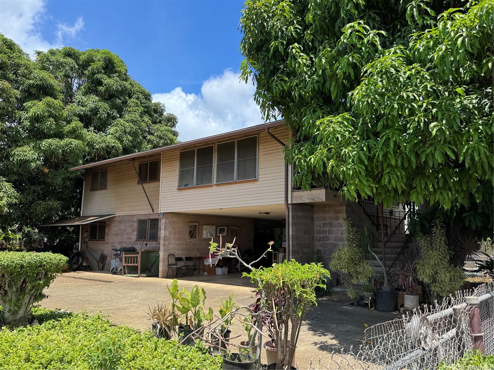 1916 Kaumualii Street Property Photo 1