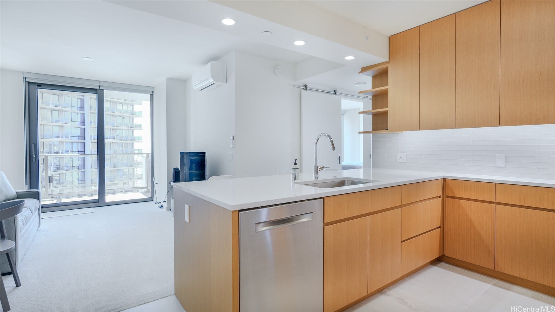 1388 Kapiolani Blvd Property Photo 1