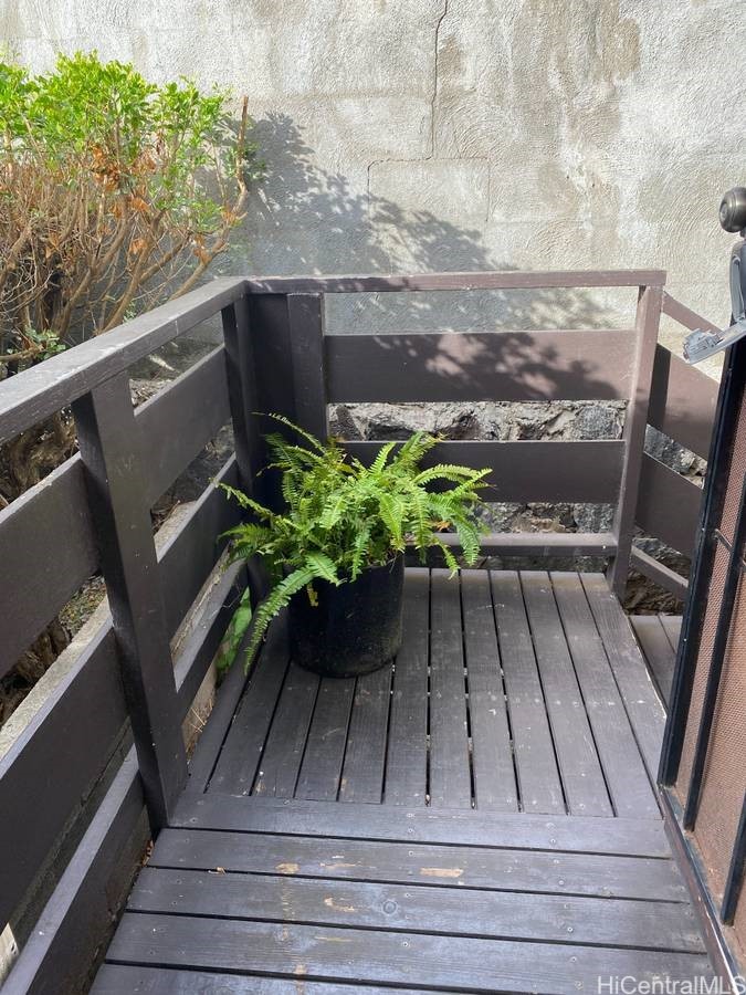 54 Hialoa St Property Photo 1