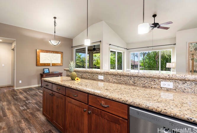 75-6025 Alii Drive L201 Property Photo 9