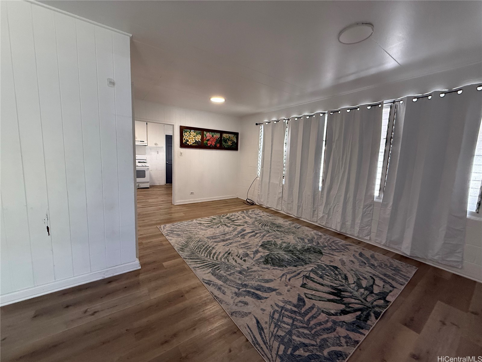 1142 Kamaile Street Property Photo 17