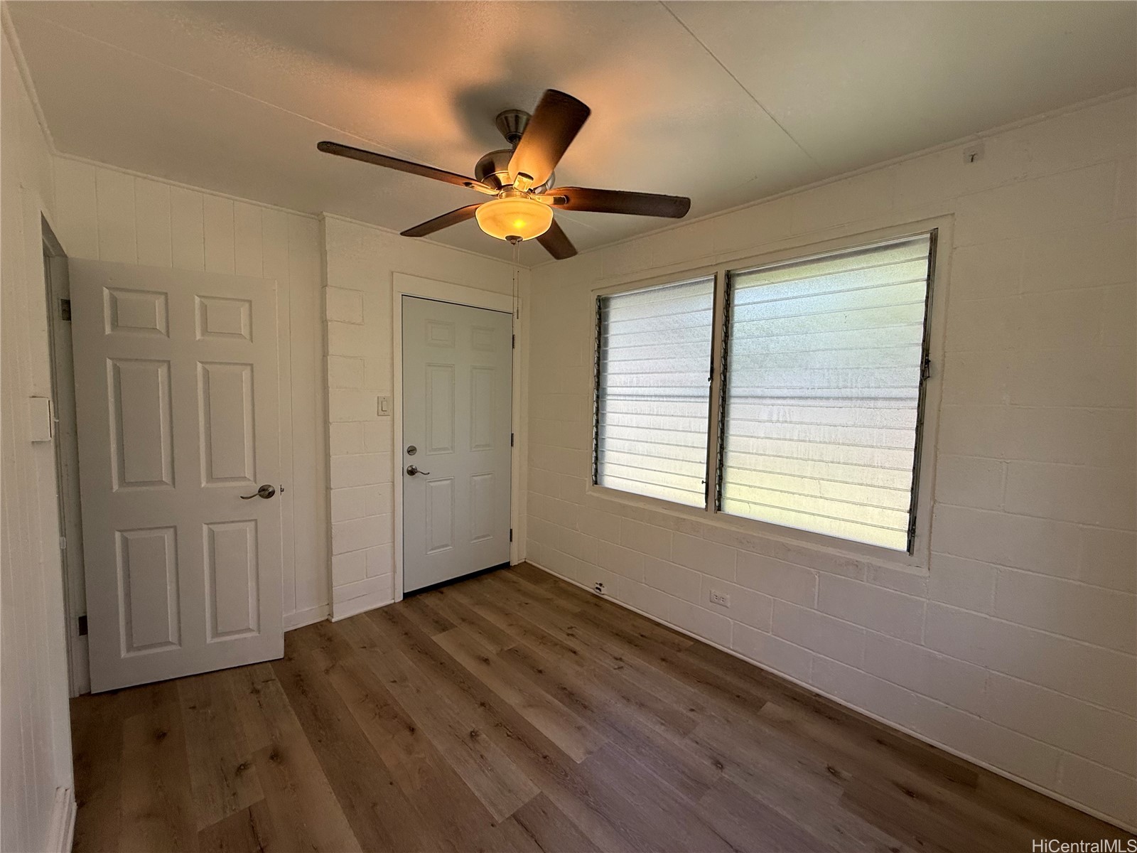 1142 Kamaile Street Property Photo 19