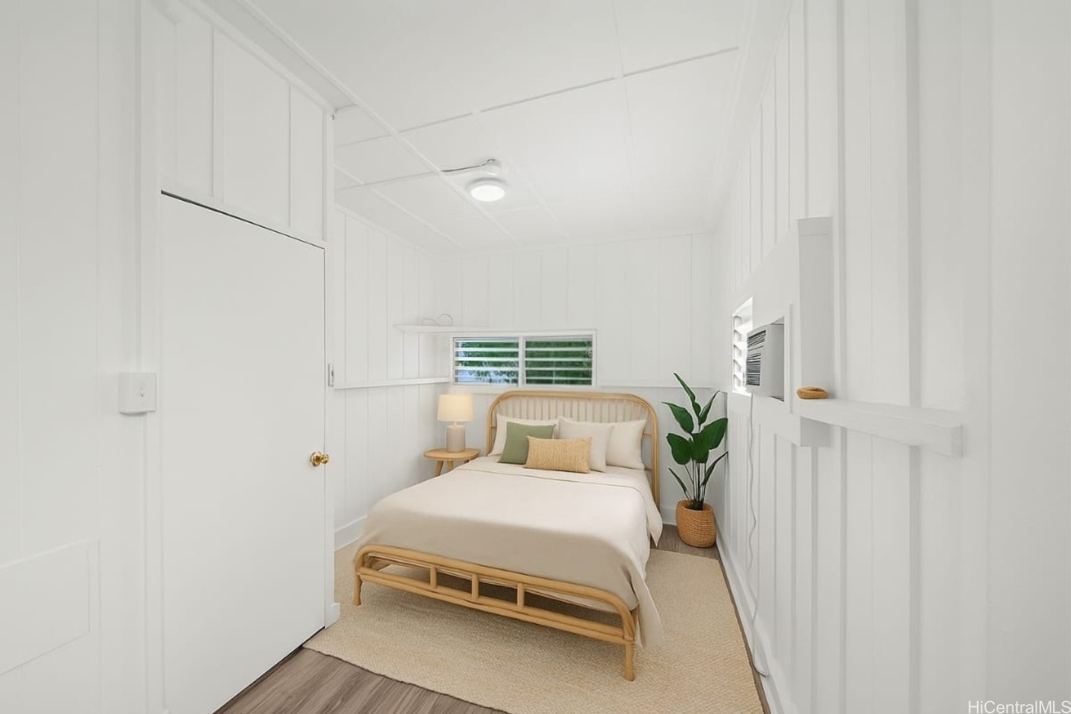 2963 Koali Road D Property Photo 8