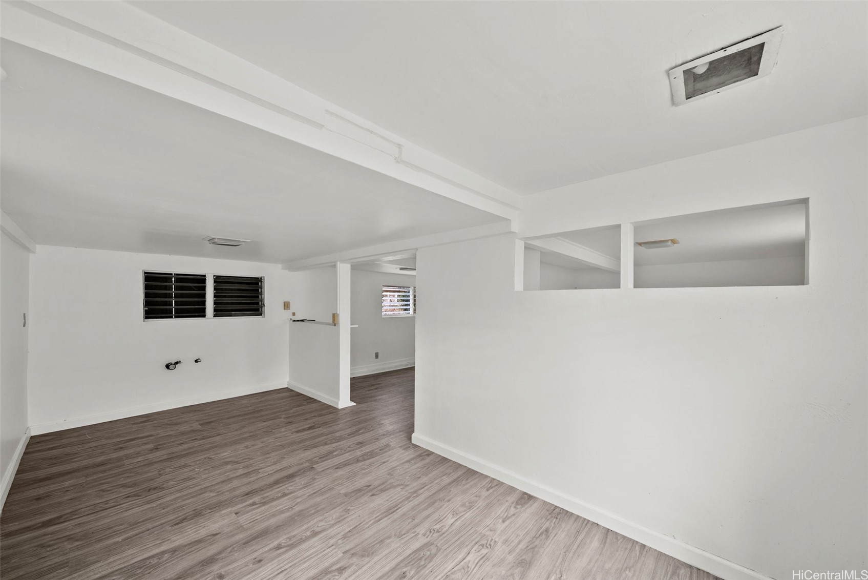 2963 Koali Road D Property Photo 11