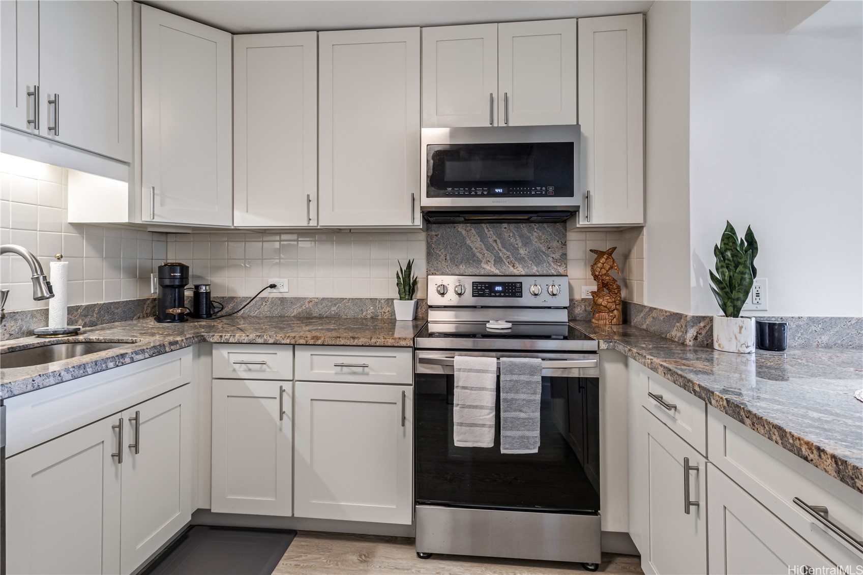 1860 Ala Moana Boulevard 1208 Property Photo 5