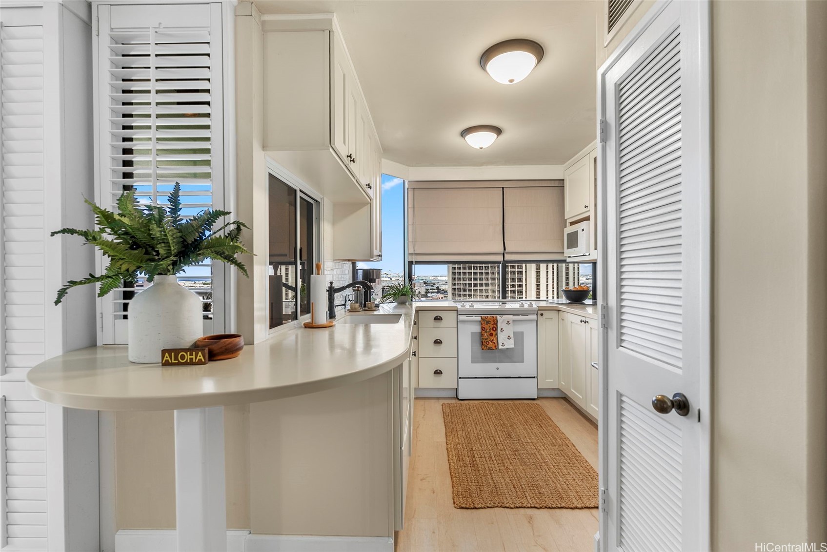 1212 Nuuanu Avenue 1309 Property Photo 4