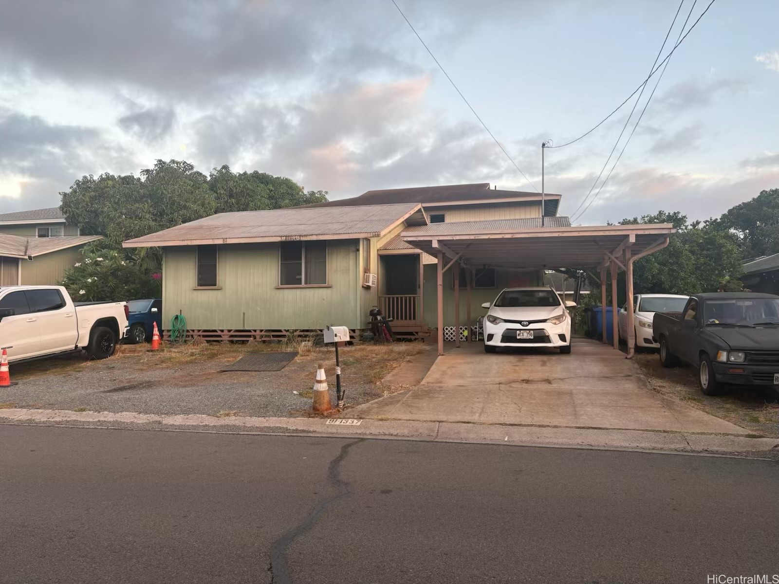 91-1337 Karayan Street Property Photo 1