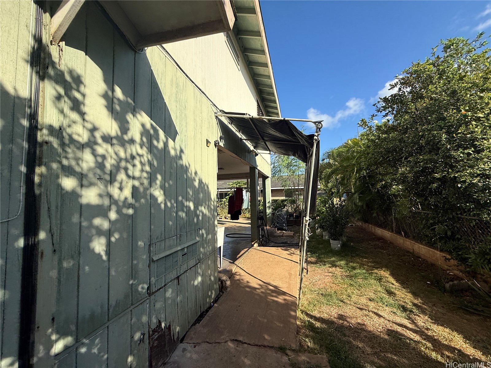 91-1337 Karayan Street Property Photo 2