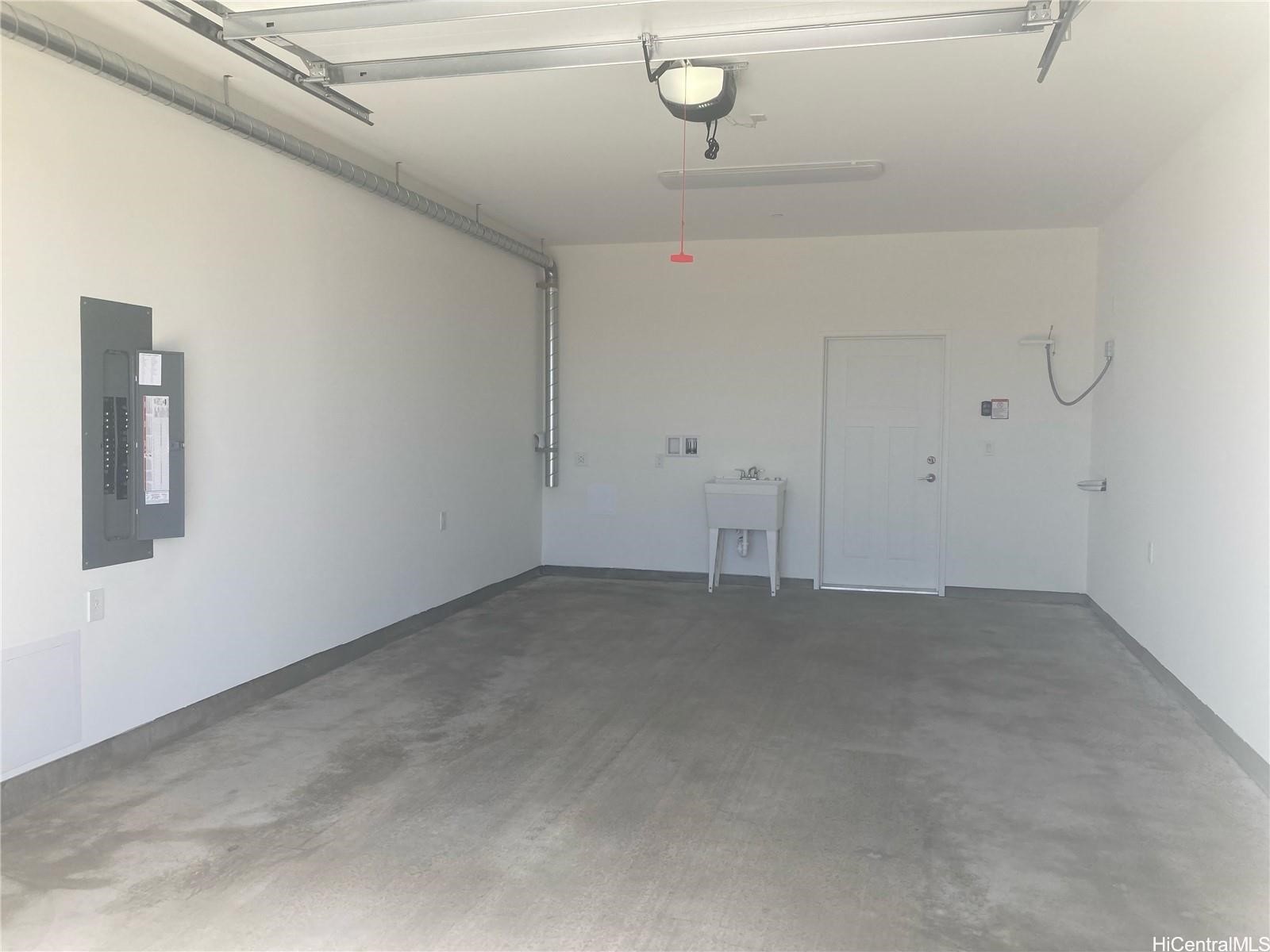 91-1101 Franklin D Roosevelt Avenue 365 Property Photo 14