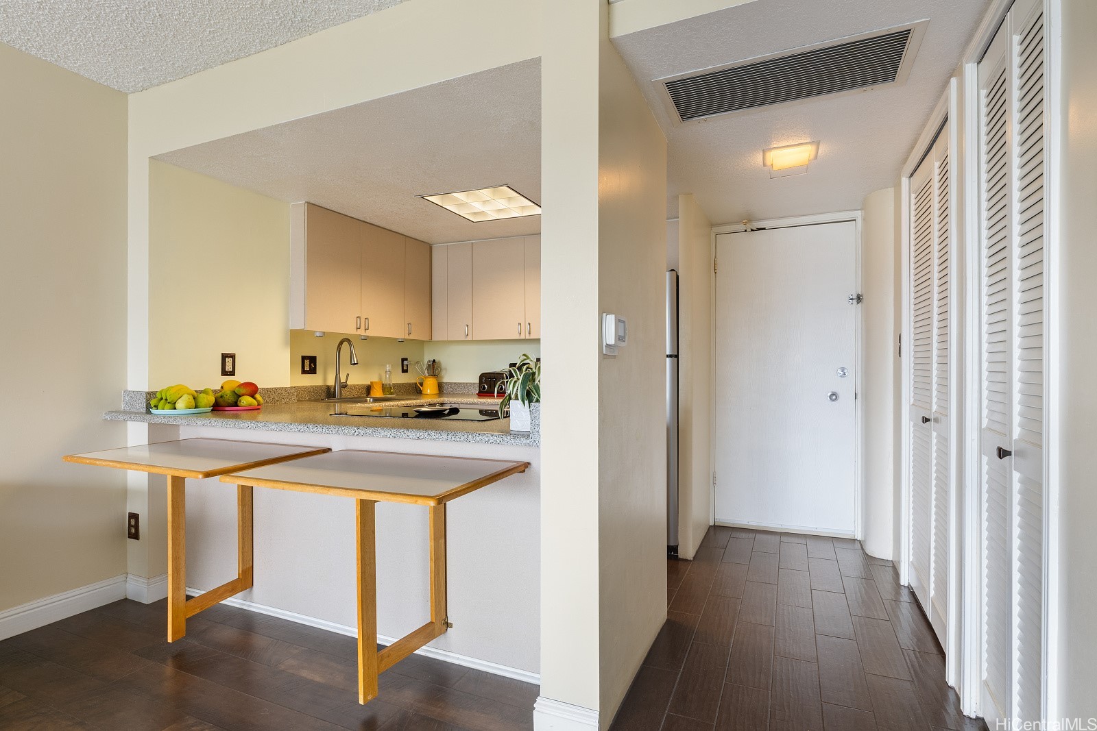 440 Seaside Avenue 503 Property Photo 5